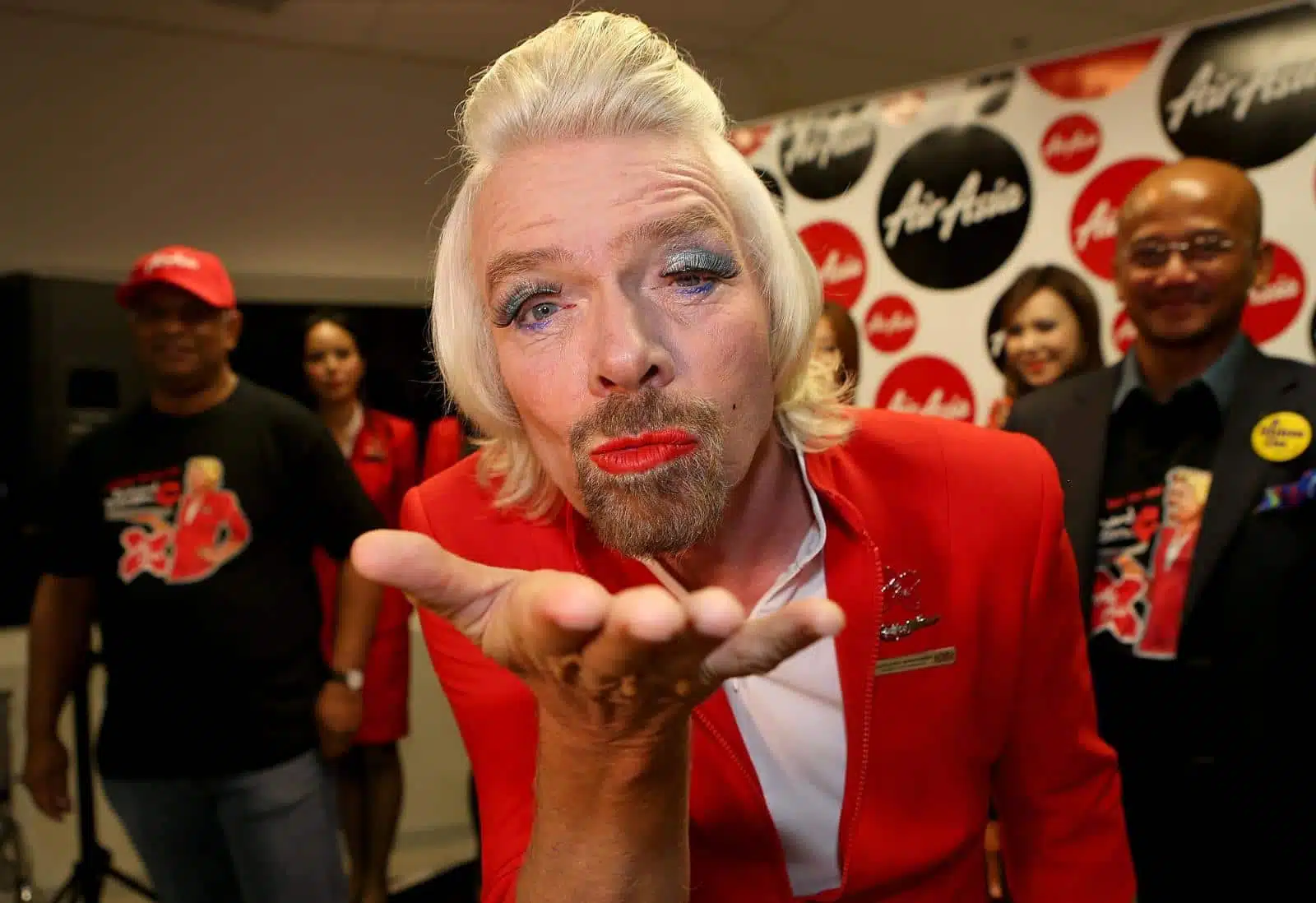 Want your new route to make headlines? Bring Richard Branson on-board, like AirAsia X did in Perth!